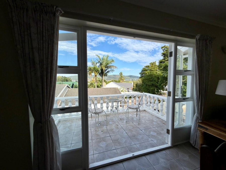 3 Bedroom Property for Sale in Costa Sarda Western Cape